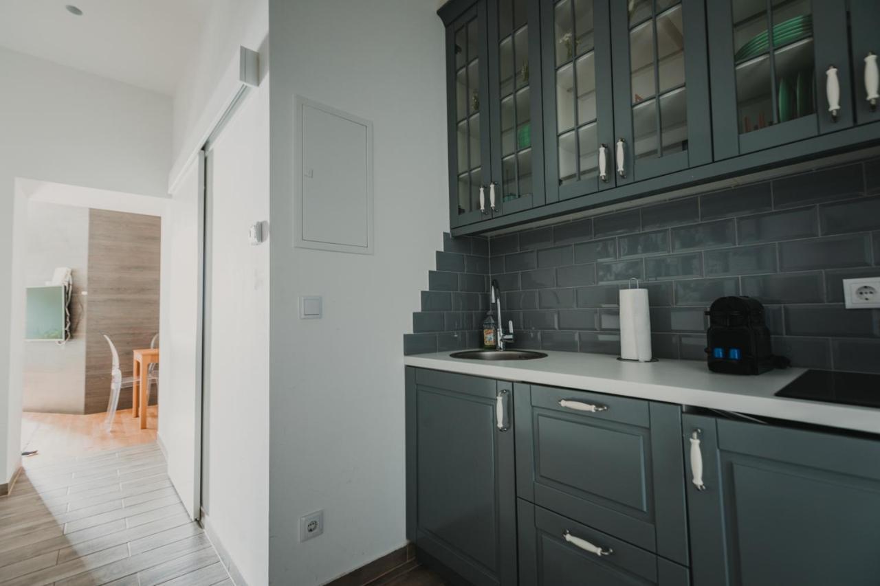 Zeus Design Apartments Lovely Home Wina Bagian luar foto