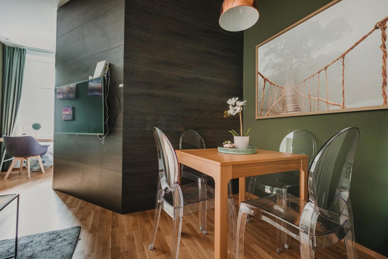 Zeus Design Apartments Lovely Home Wina Bagian luar foto