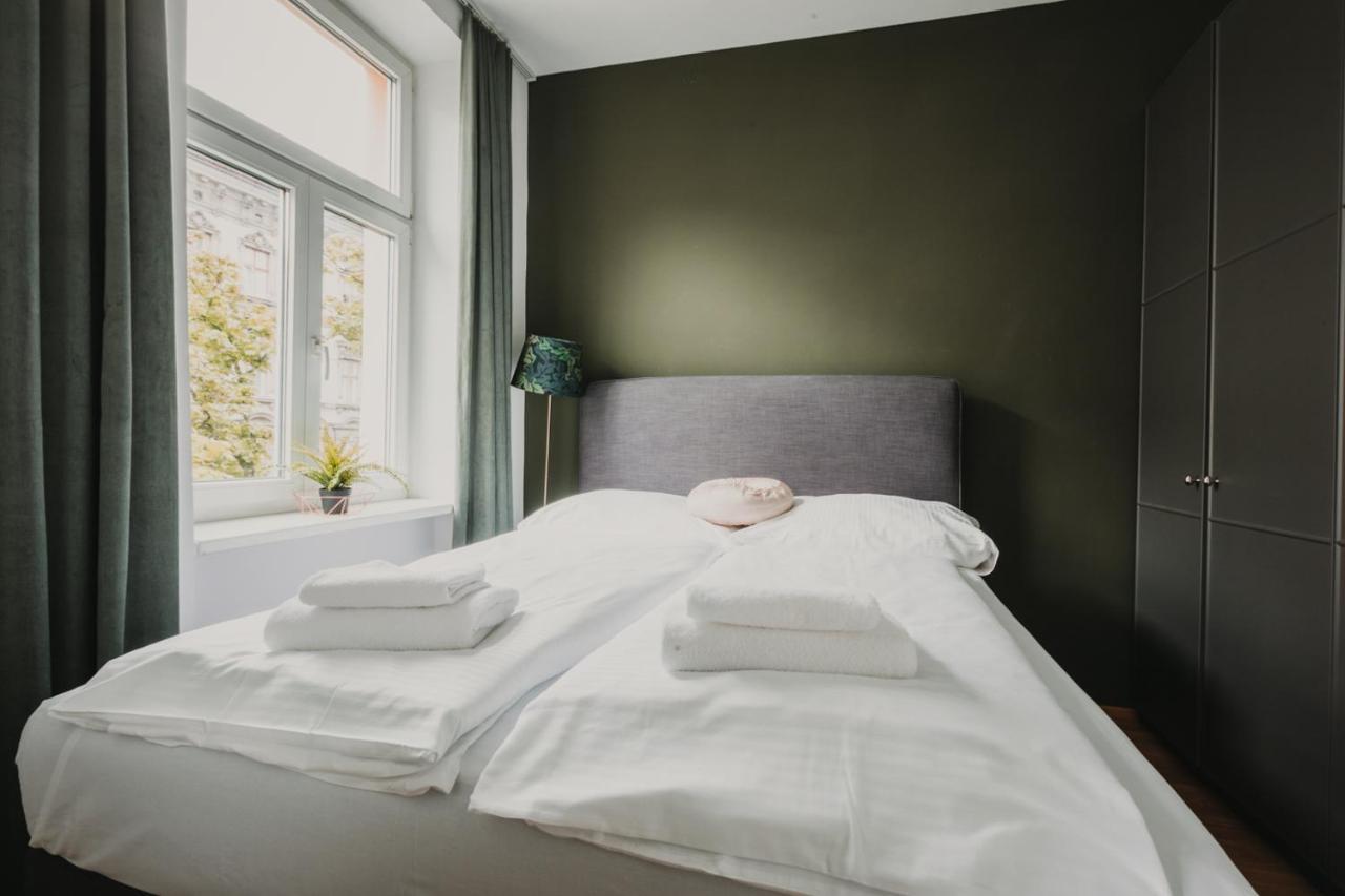 Zeus Design Apartments Lovely Home Wina Bagian luar foto