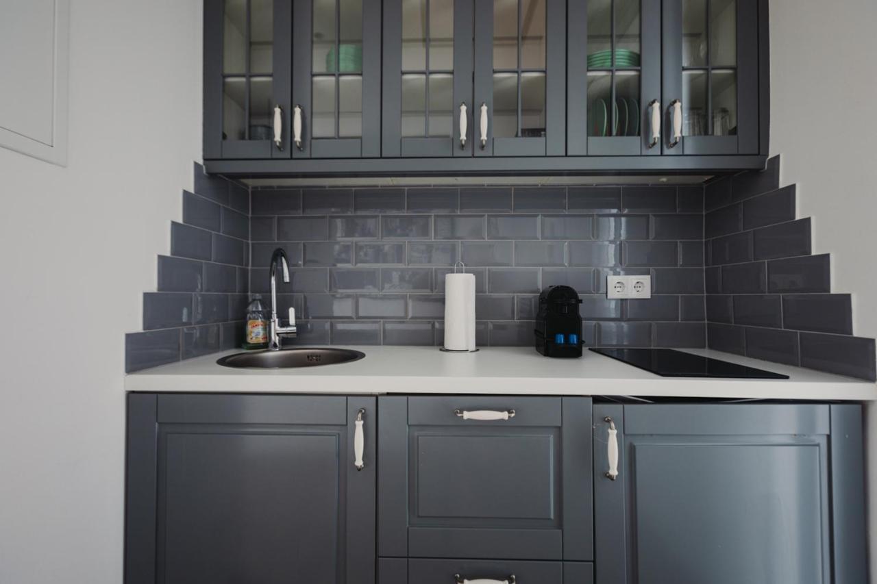 Zeus Design Apartments Lovely Home Wina Bagian luar foto