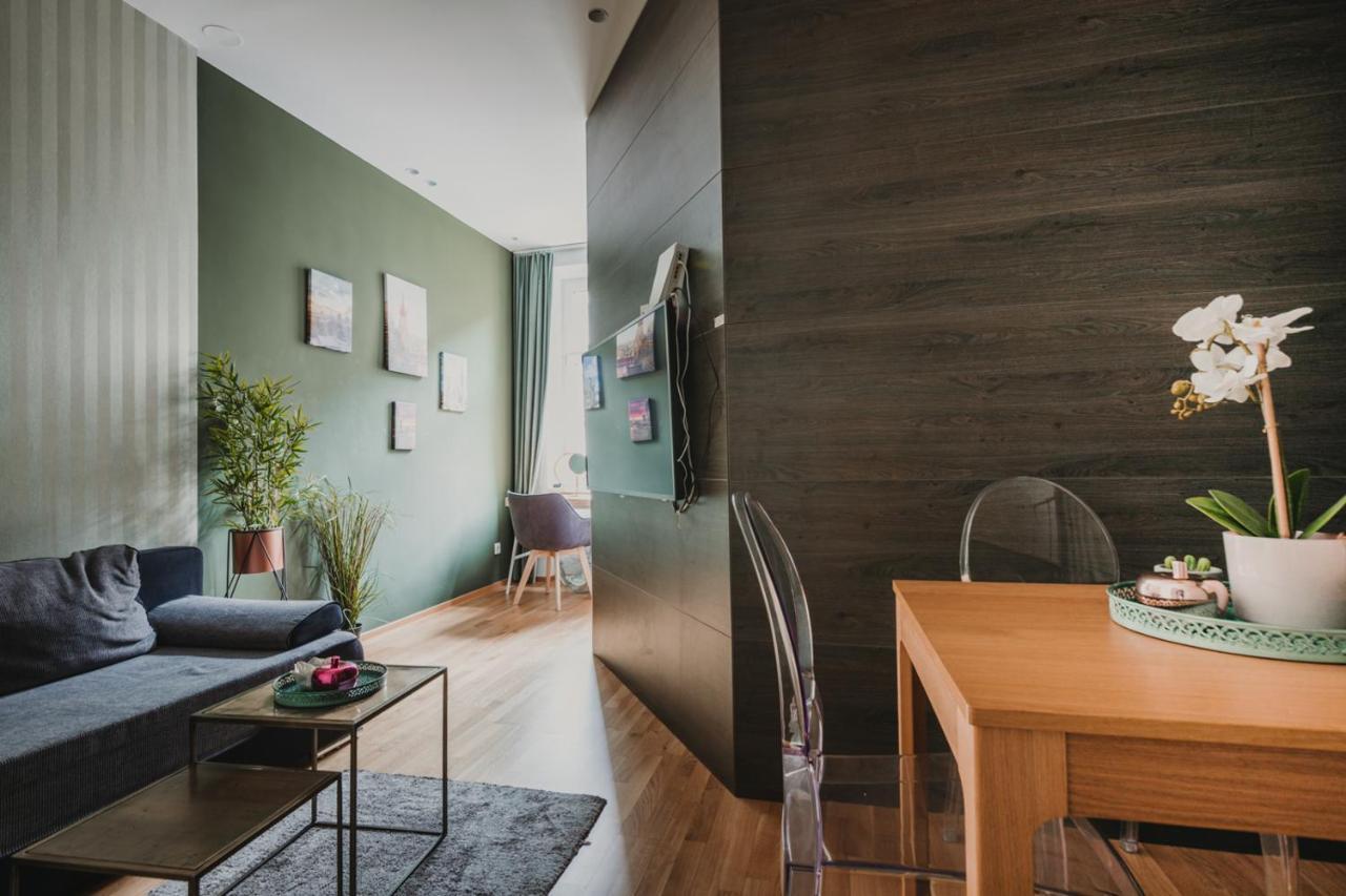 Zeus Design Apartments Lovely Home Wina Bagian luar foto